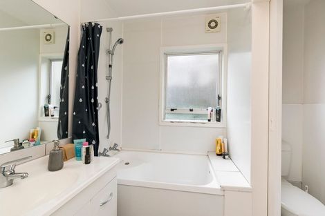 Photo of property in 12u3 Cleveland Street, Brooklyn, Wellington, 6021