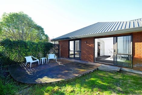 Photo of property in 10 Millcroft Place, Parklands, Christchurch, 8083