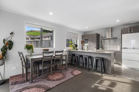 Photo of property in 1 Antrim Glade, Welcome Bay, Tauranga, 3175