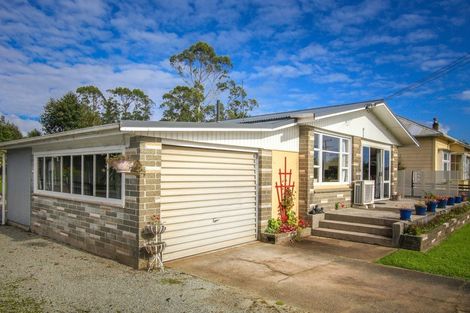 Photo of property in 146 Brougham Street, Westport, 7825