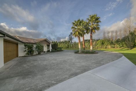 Photo of property in 210 Oraha Road, Kumeu, 0892