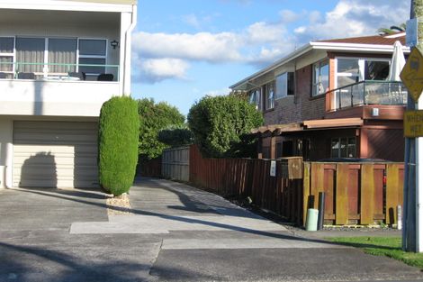 Photo of property in 1/46 Takutai Avenue, Half Moon Bay, Auckland, 2012