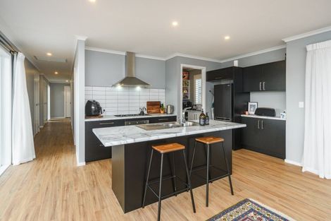 Photo of property in 2 Oldfield Lane, Marton, 4710