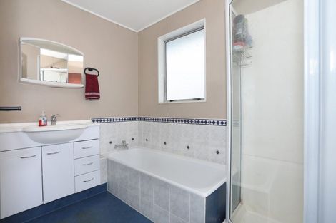 Photo of property in 12 Pryde Place, Feilding, 4702
