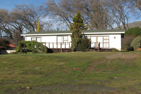 Photo of property in 17 Heuchan Lane, Wanaka, 9305