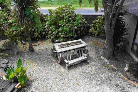 Photo of property in 90 Riverview Road, Huntly, 3700