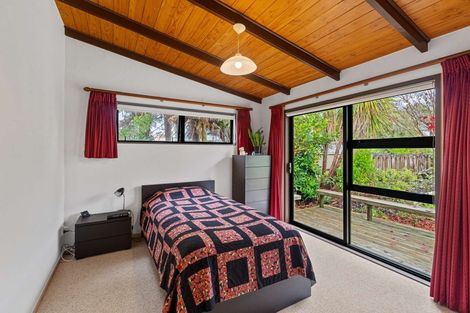 Photo of property in 50 John Dee Crescent, Red Beach, 0932