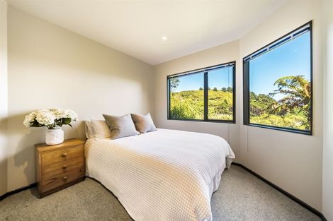 Photo of property in 36a Molyneux Close, Whitby, Porirua, 5024