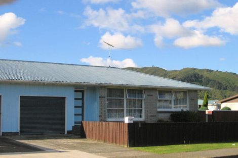 Photo of property in 10a Konini Street, Wainuiomata, Lower Hutt, 5014