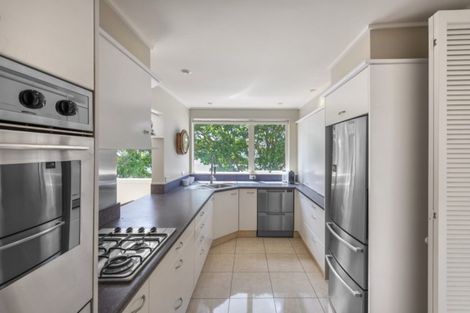Photo of property in Highwic, 18/32u Hobson Street, Thorndon, Wellington, 6011