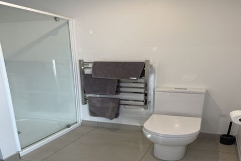 Photo of property in 6 Cook Street, Karori, Wellington, 6012