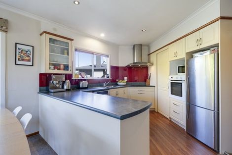 Photo of property in 22 Tennyson Crescent, Stoke, Nelson, 7011