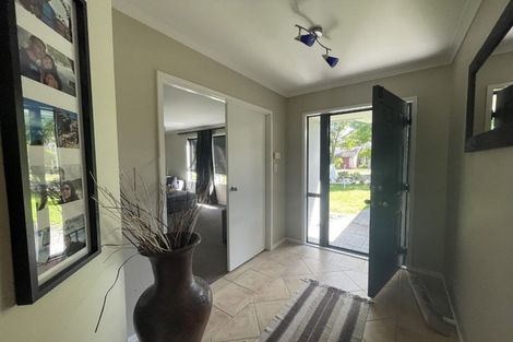 Photo of property in 14 Oakway Drive, Schnapper Rock, Auckland, 0632