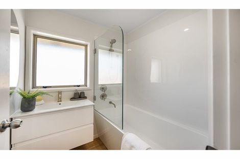 Photo of property in 5/122 Walmsley Road, Favona, Auckland, 2024