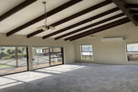 Photo of property in 39 Mack Place, Red Hill, Papakura, 2110