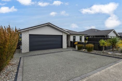 Photo of property in 118 John Burke Drive, Aotea, Porirua, 5024