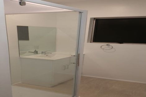 Photo of property in 103 Rattray Street, Riccarton, Christchurch, 8041