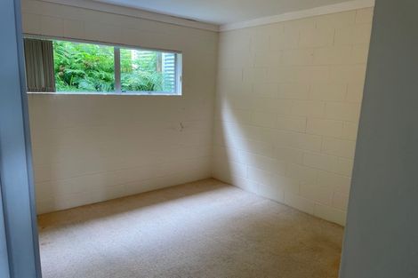 Photo of property in 1/37 Shanaway Rise, Hillcrest, Auckland, 0627