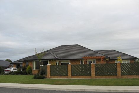 Photo of property in 13 Kensington Avenue, Rangiora, 7400