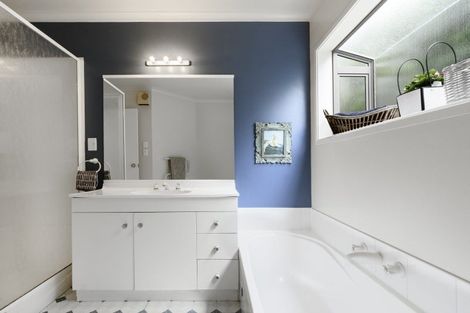 Photo of property in 121 Manuwai Drive, Matua, Tauranga, 3110