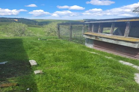 Photo of property in 140 Pillans Road, Hillend, Balclutha, 9274