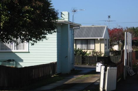 Photo of property in 2/25 Freyberg Avenue, Papatoetoe, Auckland, 2104