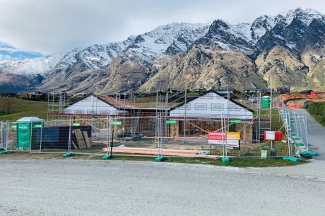 Photo of property in 16 Kinross Lane, Jacks Point, Queenstown, 9371