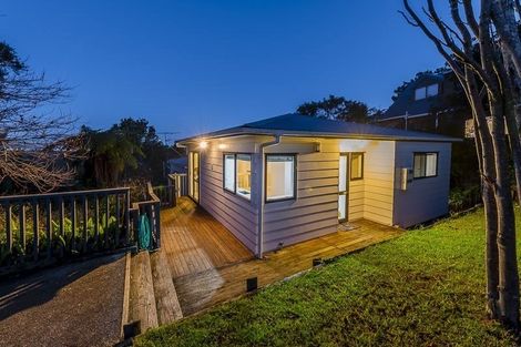 Photo of property in 12 Bedford Street, Te Atatu South, Auckland, 0610