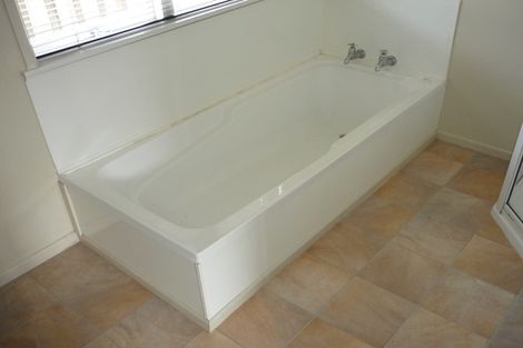 Photo of property in 39 Weiti Road, Orewa, 0931