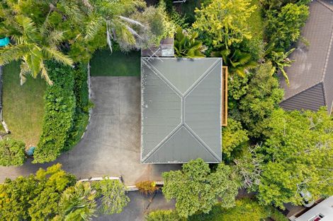 Photo of property in 899a East Coast Road, Northcross, Auckland, 0632