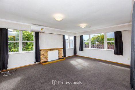 Photo of property in 61 Kashmir Avenue, Clouston Park, Upper Hutt, 5018