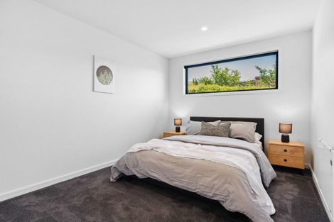 Photo of property in 25 Matipo Street, Wanaka, 9305