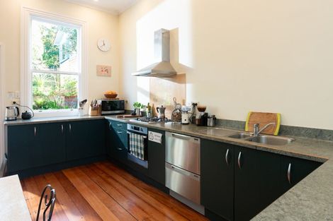 Photo of property in 62 Wright Street, Mount Cook, Wellington, 6021