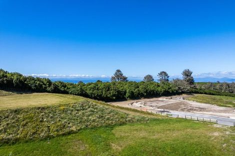 Photo of property in 3 Glendas Way, Acacia Bay, 3385