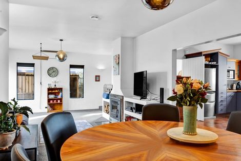 Photo of property in 35 Maire Street, Hawera, 4610