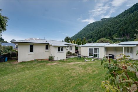 Photo of property in 17 Sawmill Road, Queenstown, 9300