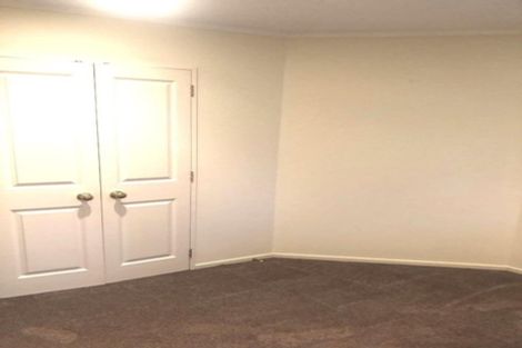 Photo of property in 3 John Brooke Crescent, East Tamaki Heights, Auckland, 2016