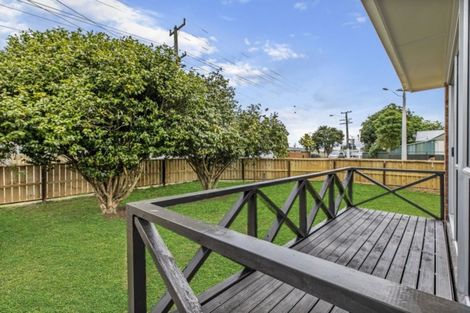 Photo of property in 97 Russell Road, Manurewa, Auckland, 2102