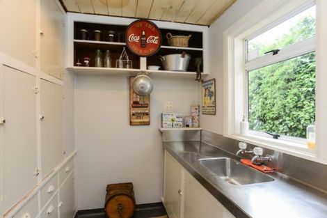 Photo of property in 43 Racecourse Road, Waipukurau, 4200