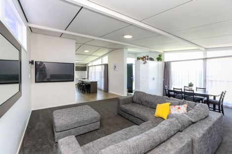 Photo of property in 24 Tukapa Street, Westown, New Plymouth, 4310