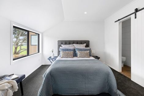 Photo of property in 69u2 Darlington Road, Miramar, Wellington, 6022