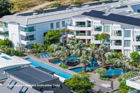 Photo of property in 206/136 Marine Parade, Mount Maunganui, 3116