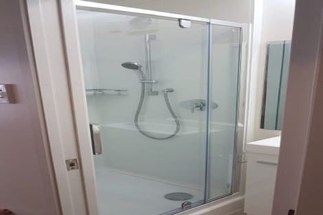 Photo of property in 25 Okareka Place, Pakuranga Heights, Auckland, 2010