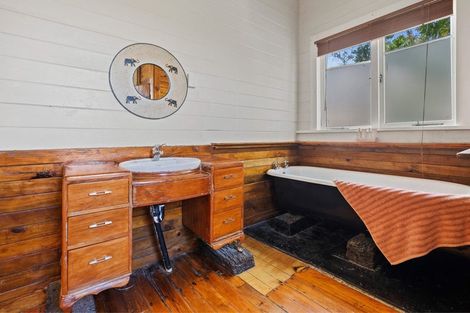 Photo of property in 16 Cranley Street, Dargaville, 0310