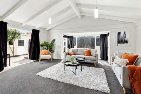 Photo of property in 64 Ellesmere Avenue, Miramar, Wellington, 6022