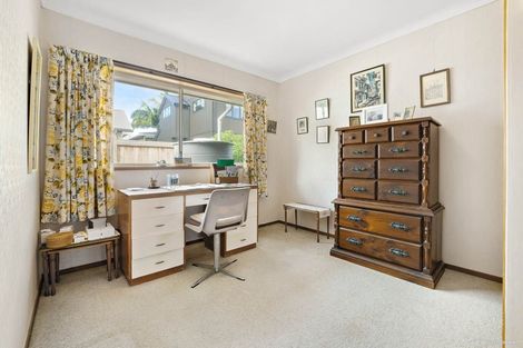 Photo of property in 2/25 Mccrystal Avenue, Bucklands Beach, Auckland, 2012