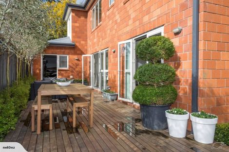 Photo of property in 33 Eversleigh Street, St Albans, Christchurch, 8014