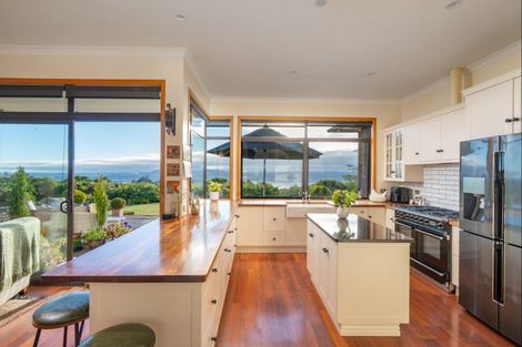Photo of property in 48 Blue Ridge Drive, Acacia Bay, Taupo, 3385