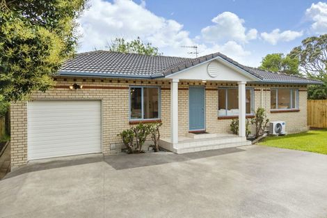 Photo of property in 710a Pakuranga Road, Howick, Auckland, 2010