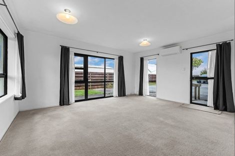 Photo of property in 3/73 Harris Street, Pukekohe, 2120